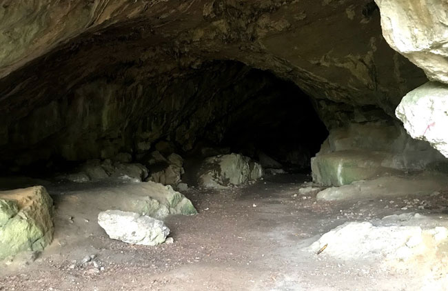 Eingang Feldhofhöhle